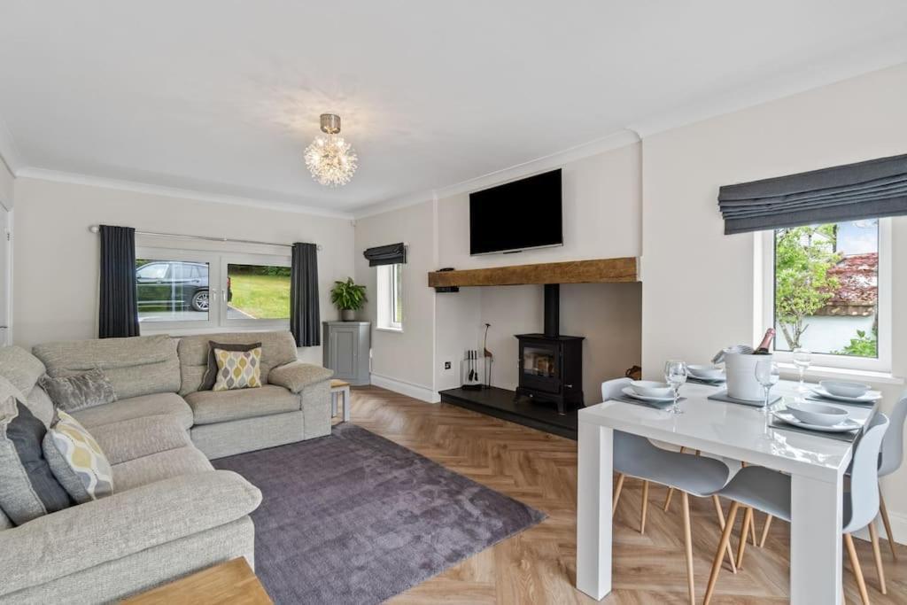 White Cottage Stunning Contemporary 2 Bedroom 2 Ensuite Annex With Hot Tub Plymouth Esterno foto