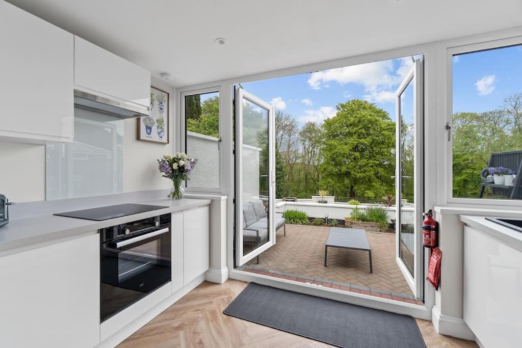 White Cottage Stunning Contemporary 2 Bedroom 2 Ensuite Annex With Hot Tub Plymouth Esterno foto