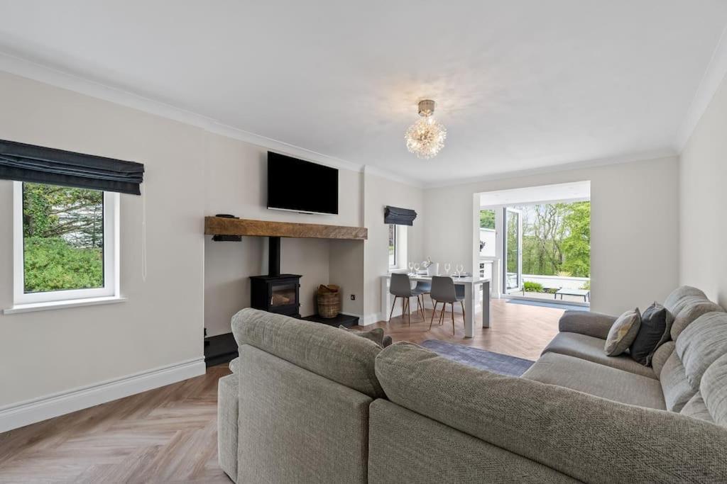 White Cottage Stunning Contemporary 2 Bedroom 2 Ensuite Annex With Hot Tub Plymouth Esterno foto