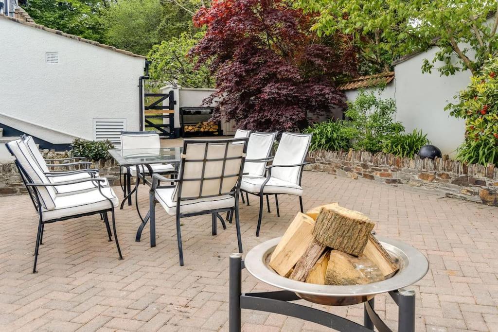 White Cottage Stunning Contemporary 2 Bedroom 2 Ensuite Annex With Hot Tub Plymouth Esterno foto