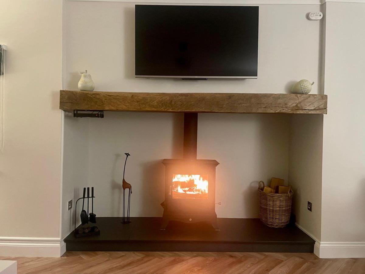 White Cottage Stunning Contemporary 2 Bedroom 2 Ensuite Annex With Hot Tub Plymouth Esterno foto